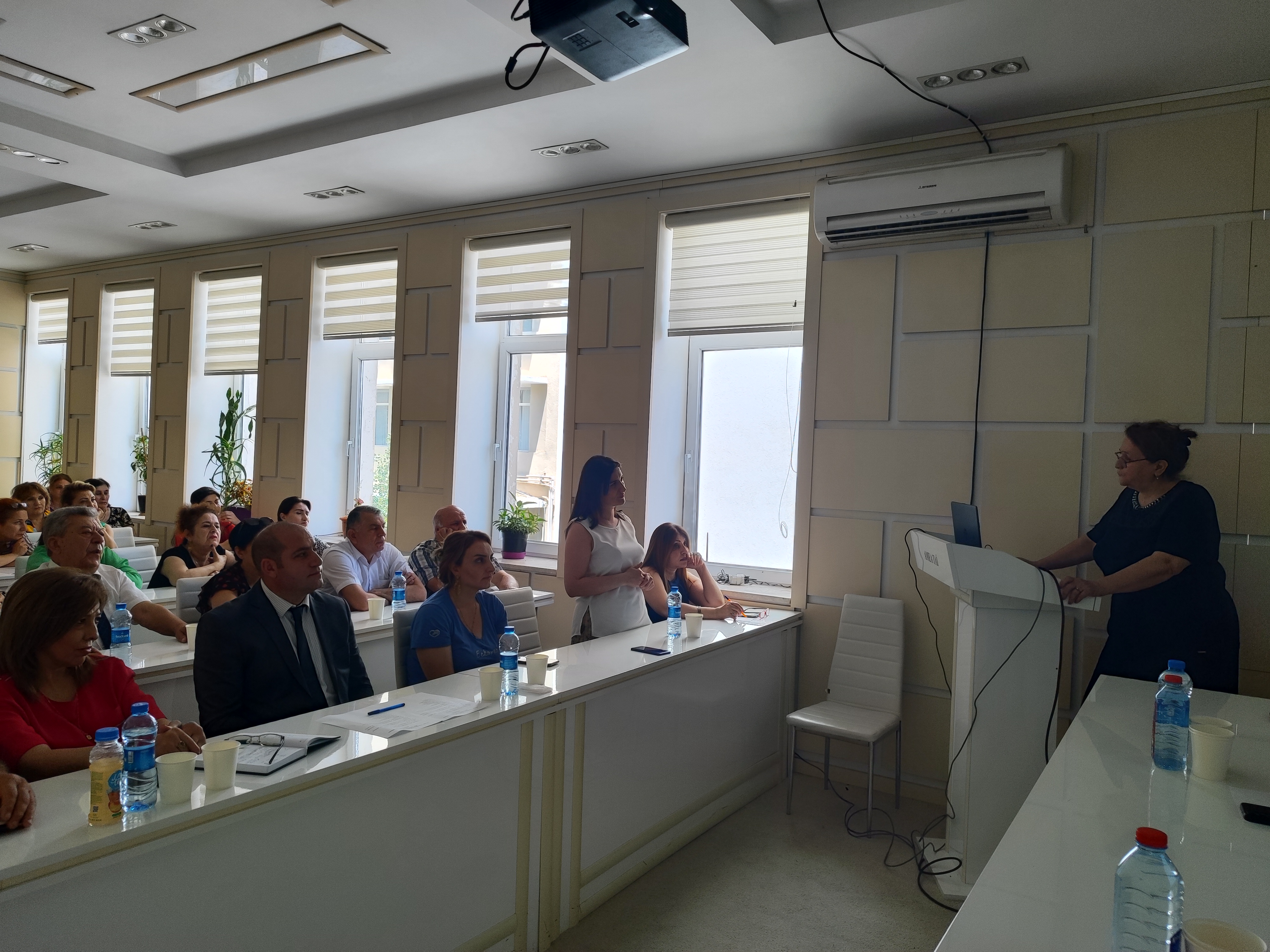 An event dedicated to "June 17 - World Day of Combating Drought and Desertification" was held at the Institute of Soil Science and Agrochemistry of the Ministry of Science and Education of the Republic of Azerbaijan.