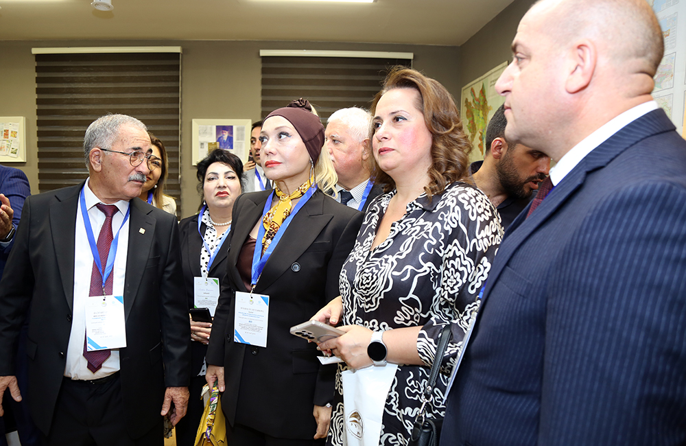 Şərqi Zəngəzur və Qarabağın torpaq və su resursları müzakirə olundu – Torpaqşünaslıq və Aqrokimya İnstitutunda elmi-praktiki konfrans keçirilib