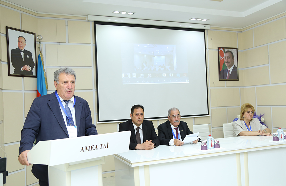 Şərqi Zəngəzur və Qarabağın torpaq və su resursları müzakirə olundu – Torpaqşünaslıq və Aqrokimya İnstitutunda elmi-praktiki konfrans keçirilib